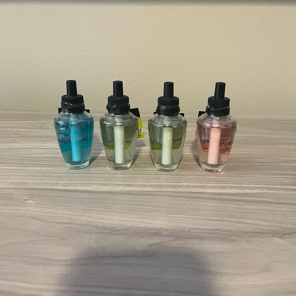 Wallflowers Scented Oil Refills Set - Picture 2 of 2